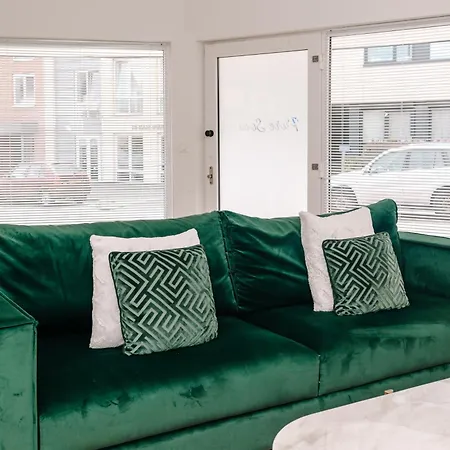 Pure South Apartment