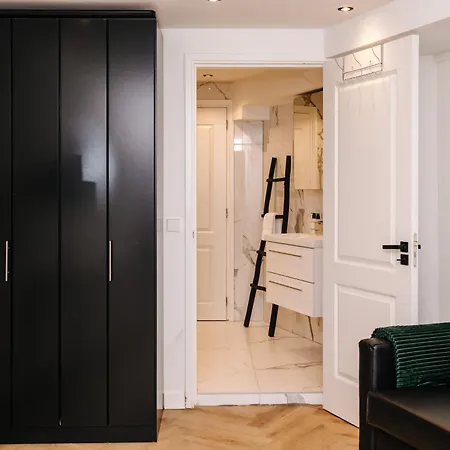 Pure South Apartment